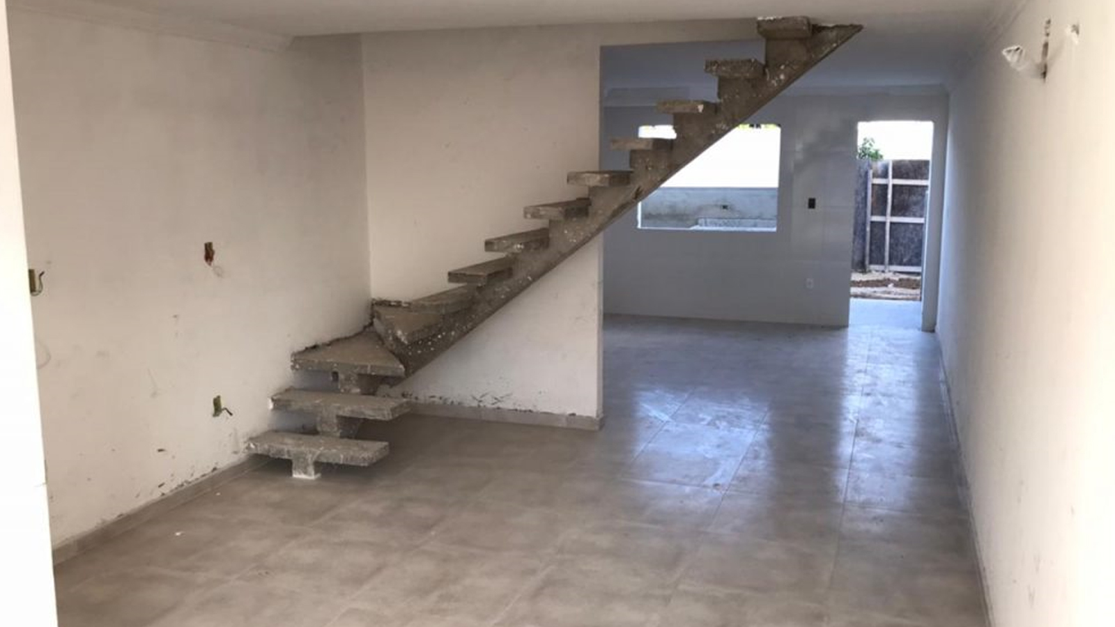 Apartamento à Venda em Arraial D'Ajuda, Porto Seguro - Condomínio Residencial Monte das Oliveiras